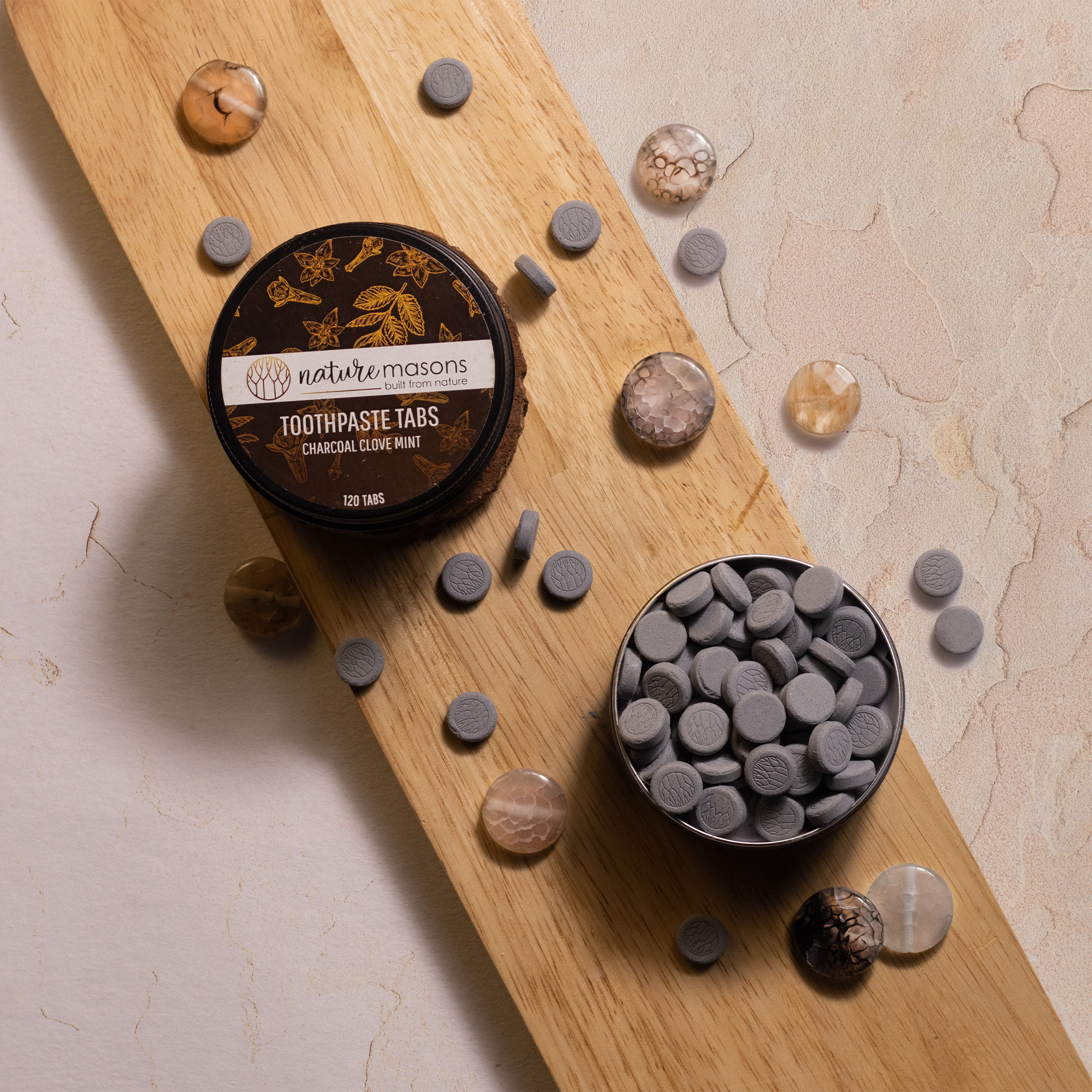 Maple Toothpaste Toothpaste Tablets - Charcoal, Clove and Mint – Nature Masons